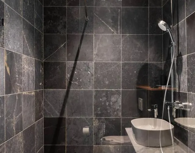 Elegant Retreat With Private Pool & Parking Sliema